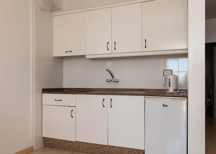 Azahara Playa 46 - One Bed * لوس كريستيانوس