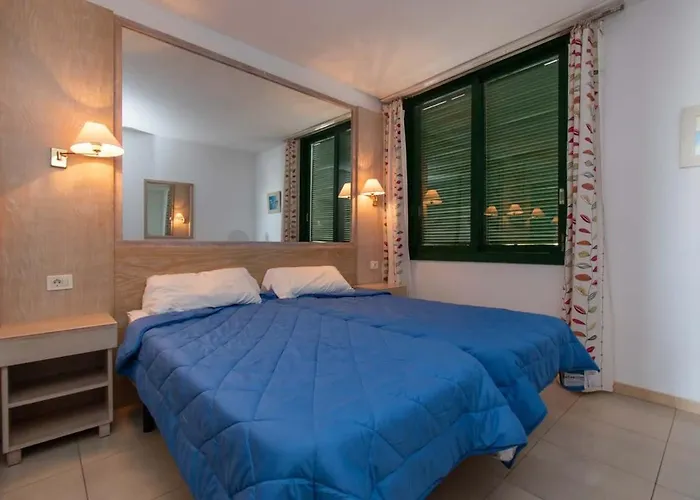 Azahara Playa 46 - One Bed *